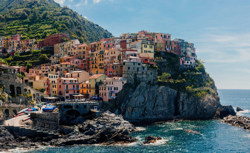 VIP tour of "Cinque Terre" from the port of Livorno