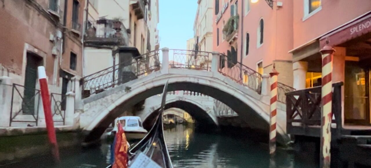 Venice Private Walking Tour & Gondola Ride (4hrs)