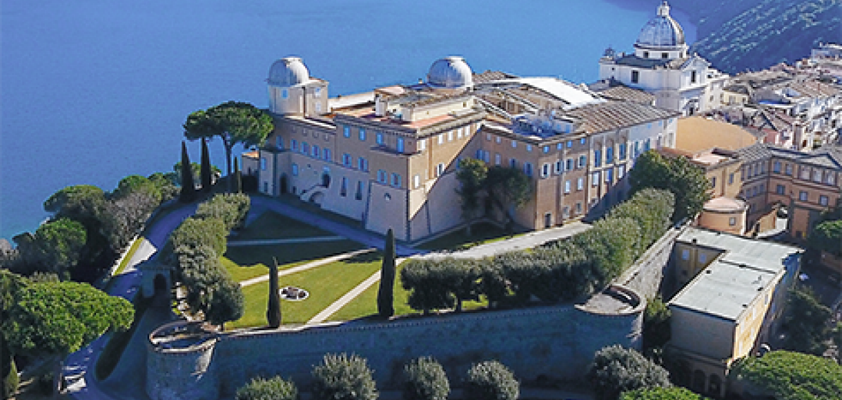 Roman Castles, Countryside & Catacombs from Civitavecchia (10hrs)