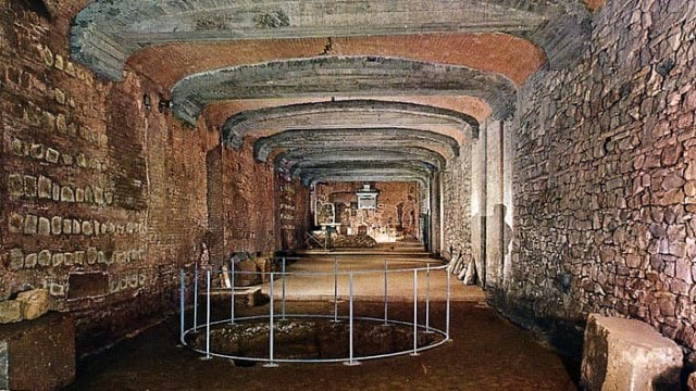 Rome Underground, Catacombs & Appian Way (7hrs)