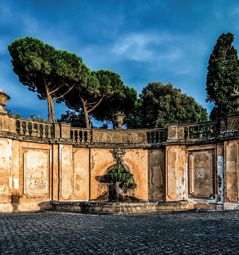 Roman Castles, Countryside and Catacombs from Rome (7hrs)