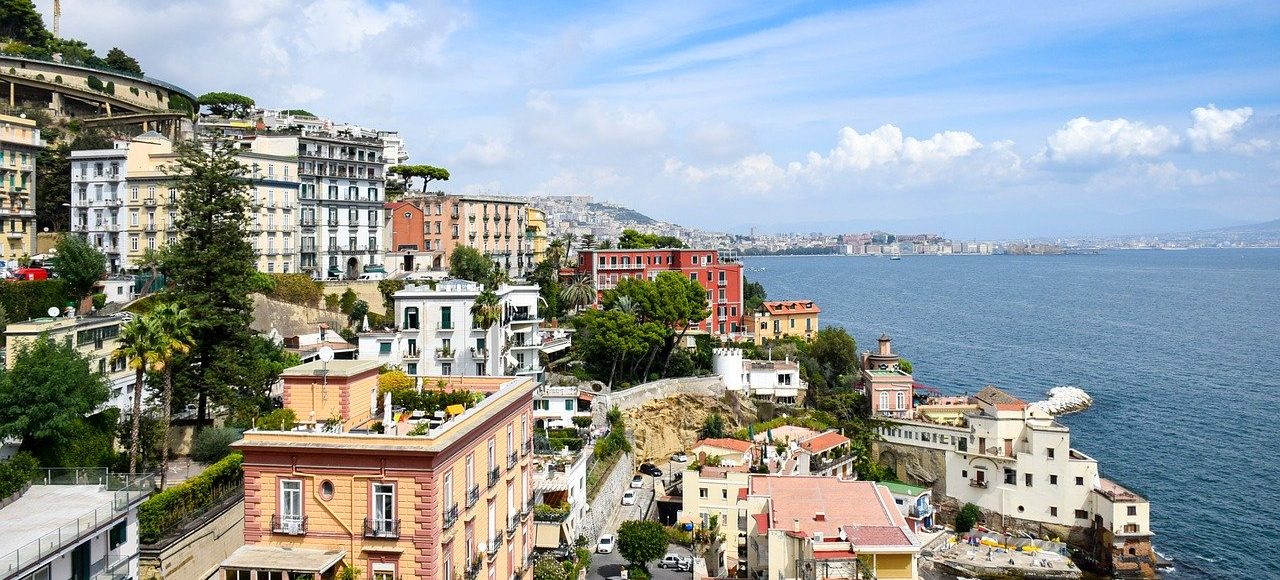 Naples walking tour (3hrs)